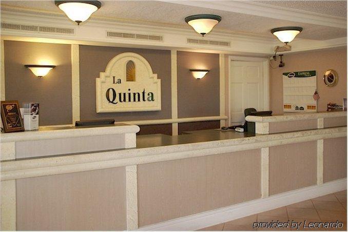 La Quinta Inn By Wyndham Clute Lake Jackson Interior photo